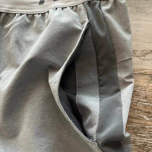 Nike Dri-Fit Flex 8” Training Athletic Shorts Size Small Iron Gray Lightweight - Picture 6 of 9